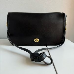 Vintage pre-1994 Coach Convertible Clutch style 9635